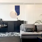Black&blue 아파트