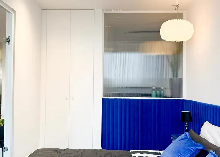 Black&blue Lejlighed *